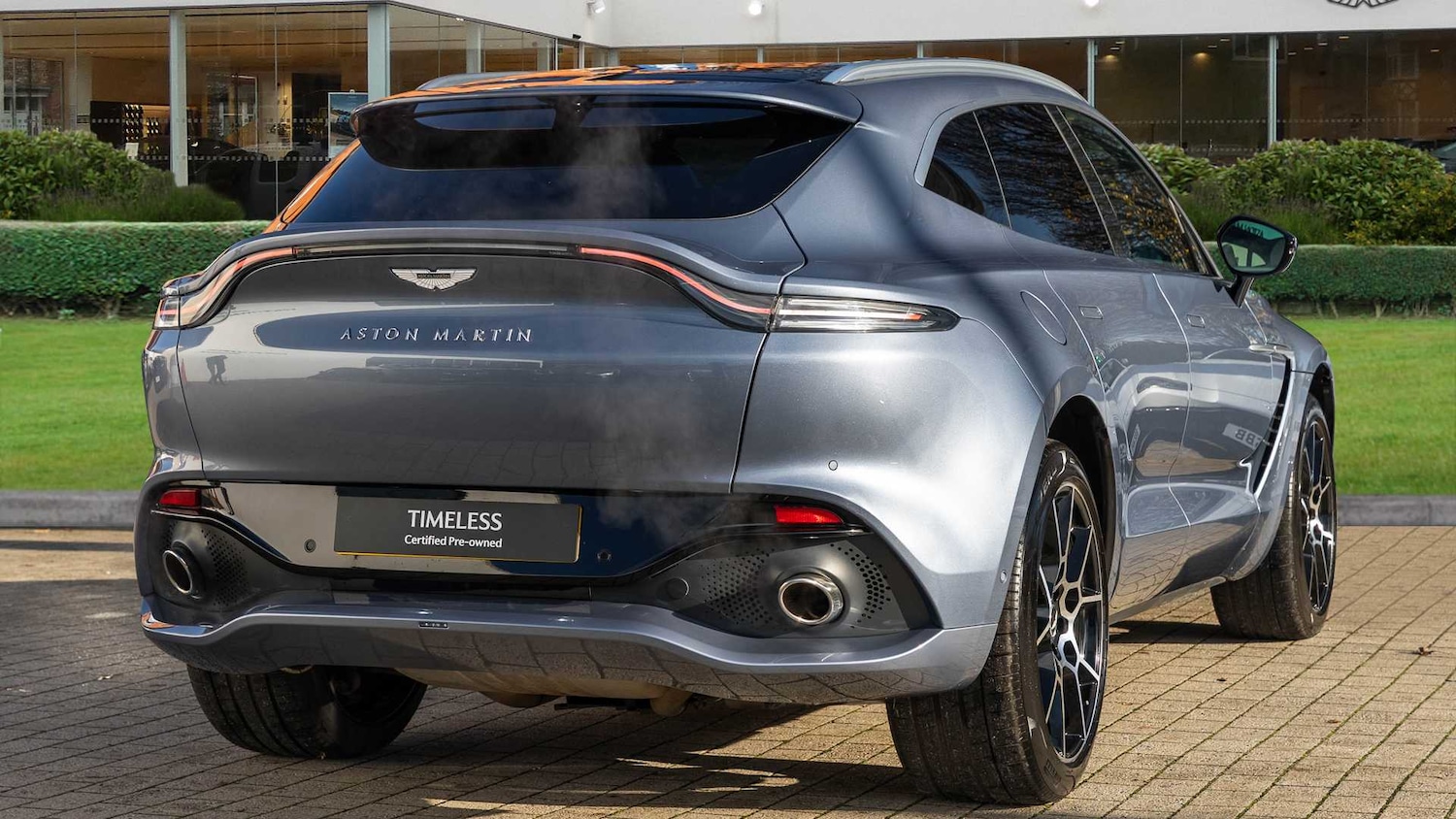 Used Aston Martin DBX 2022 for sale - 76842965: Photo 14