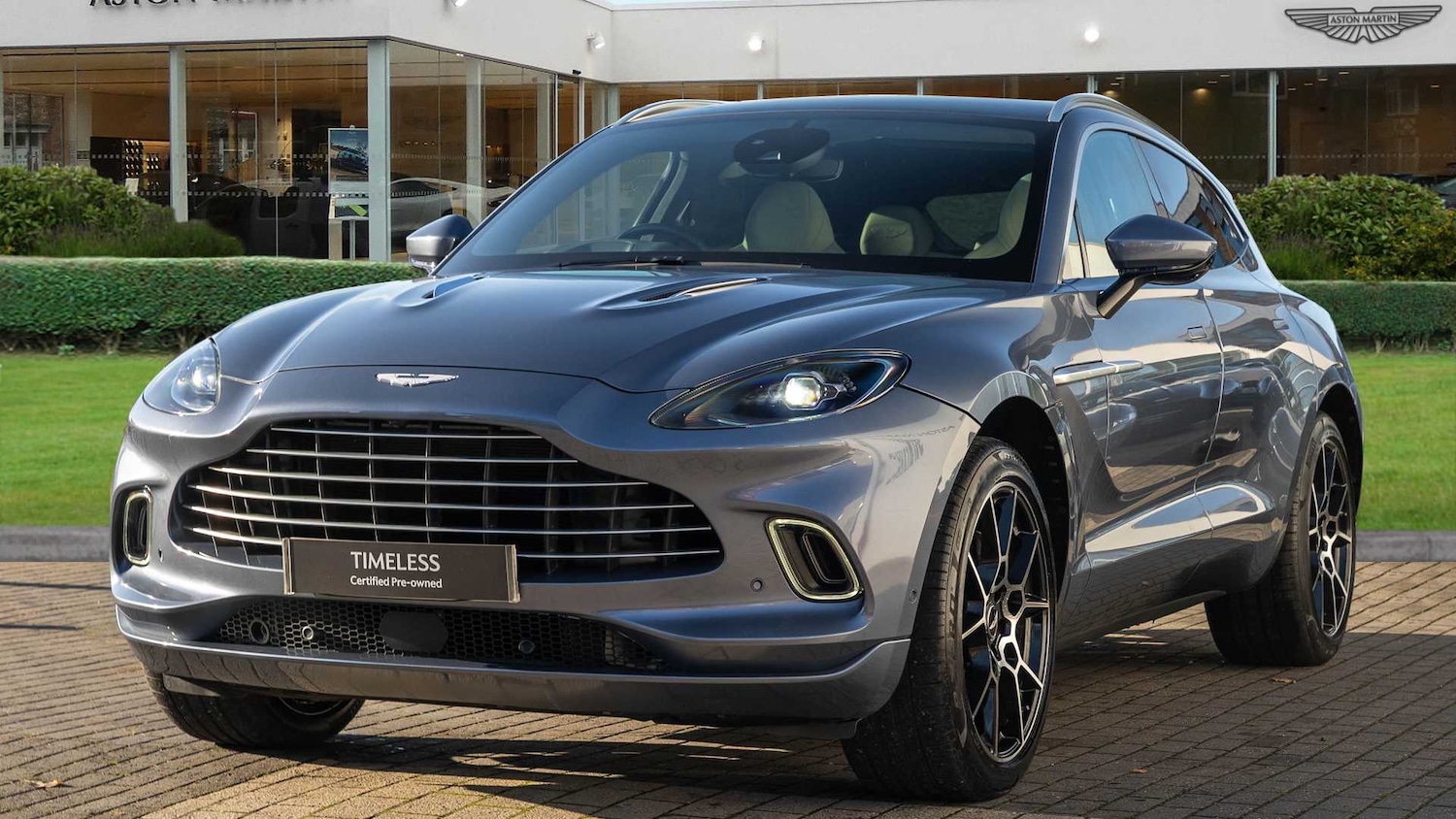 Used Aston Martin DBX 2022 for sale - 76842965: Photo 16