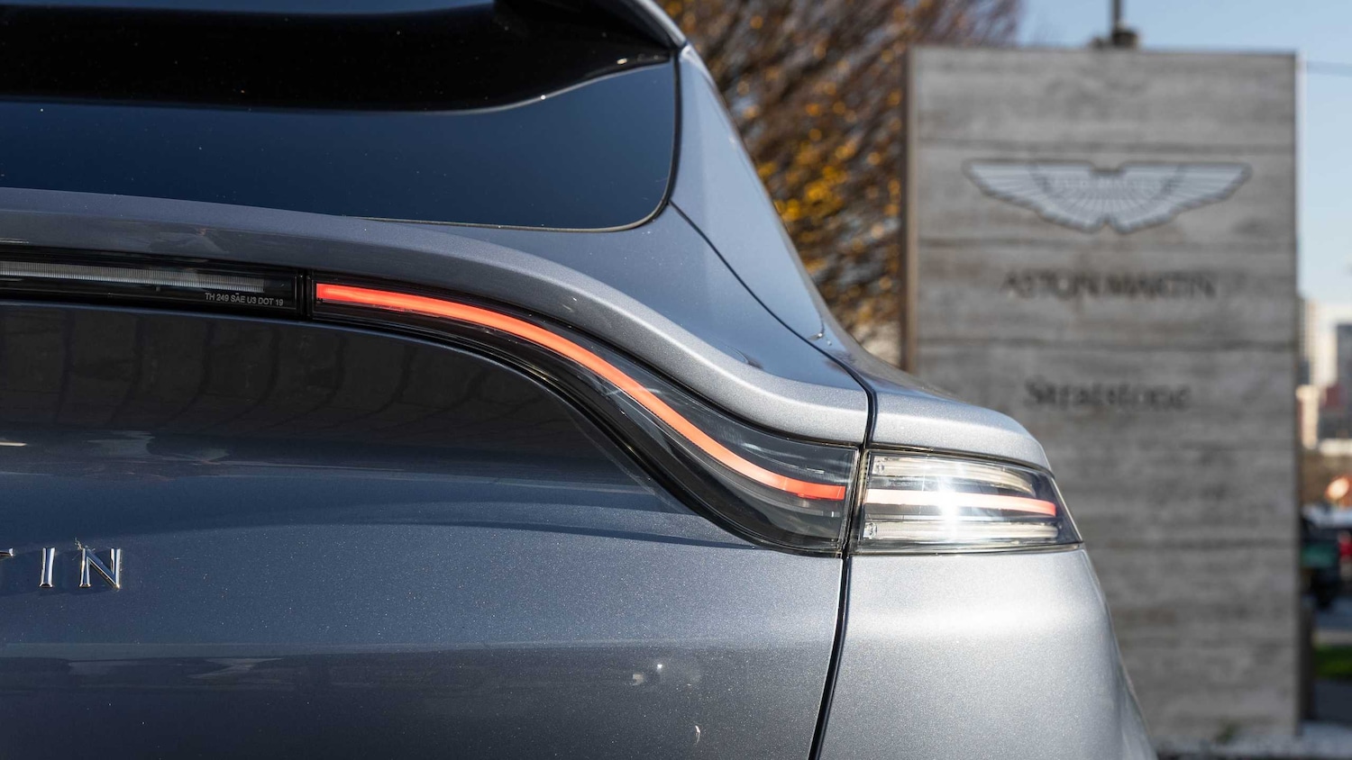 Used Aston Martin DBX 2022 for sale - 76842965: Photo 18