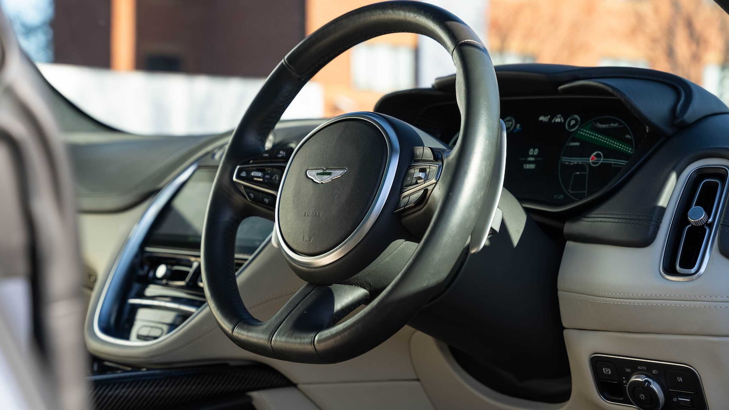 Used Aston Martin DBX 2022 for sale - 76842965: Photo 20