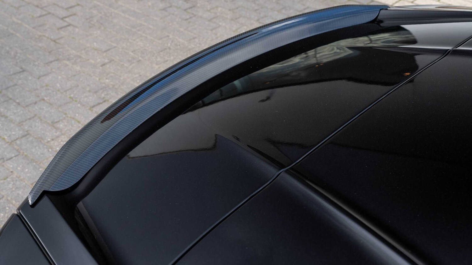 Used Aston Martin DBS 2022 for sale - 78089562: Photo 31