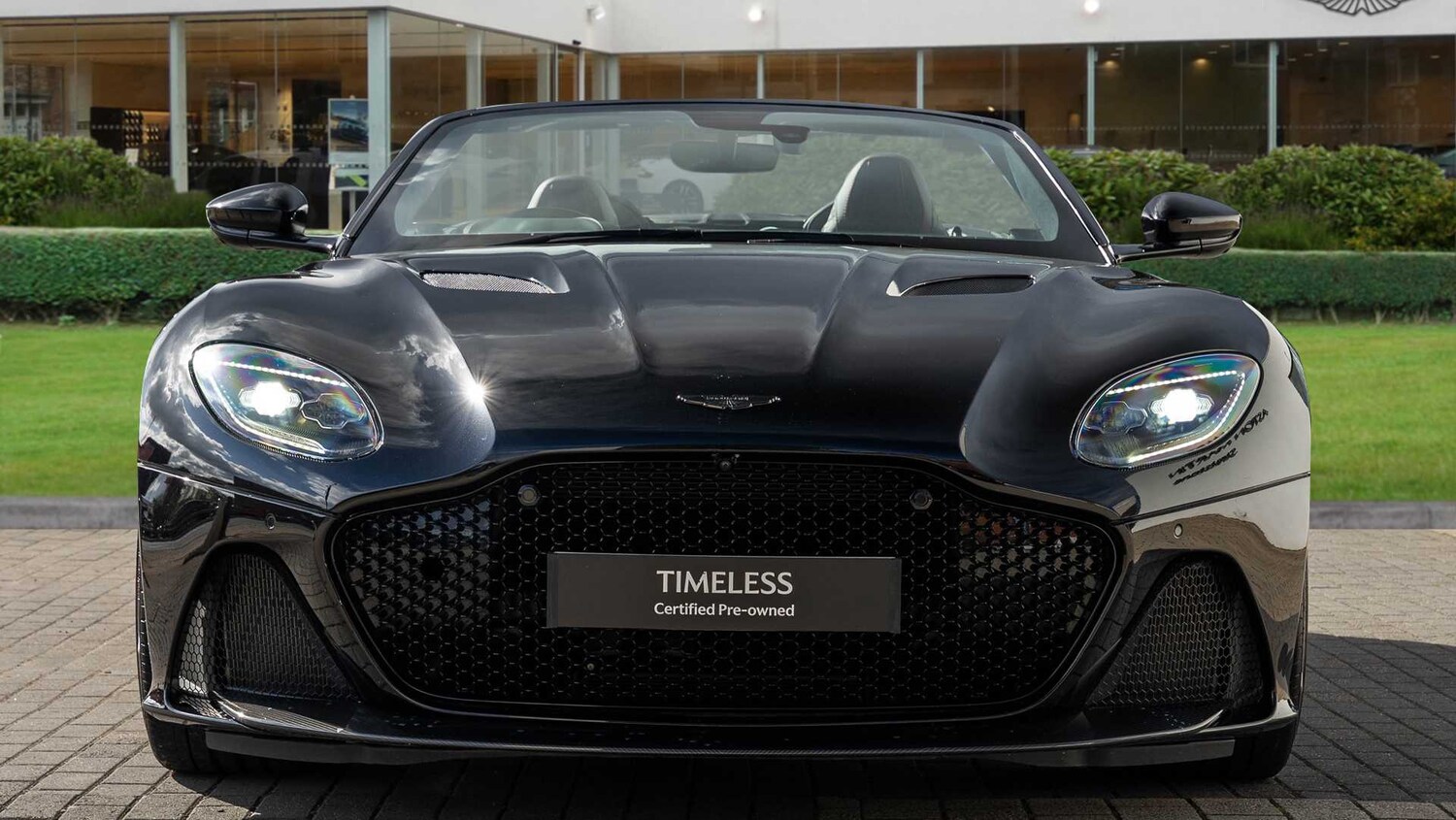 Used Aston Martin DBS 2022 for sale - 78089562: Photo 7