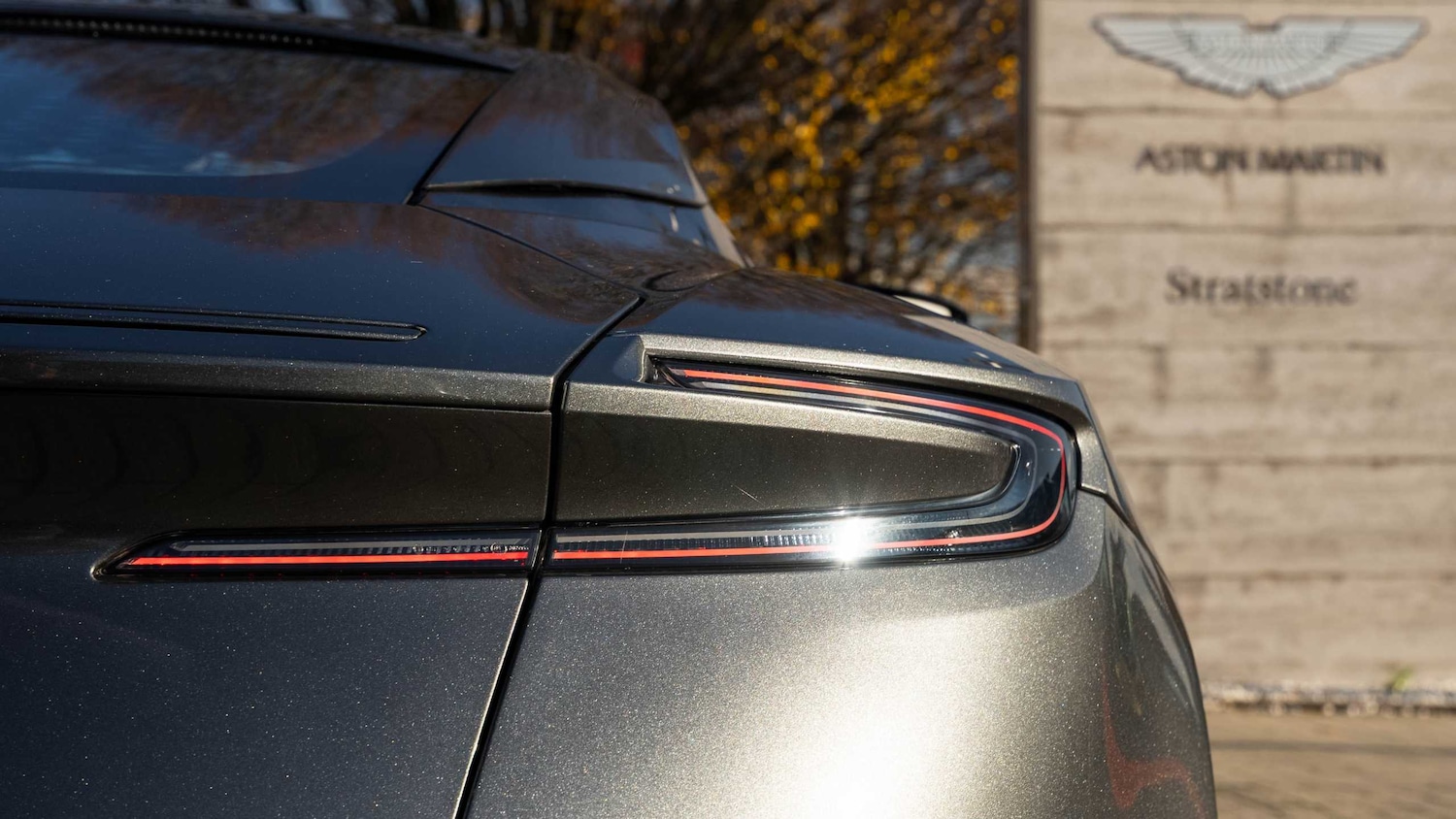 Used Aston Martin DB11 2019 for sale - 76842825: Photo 19