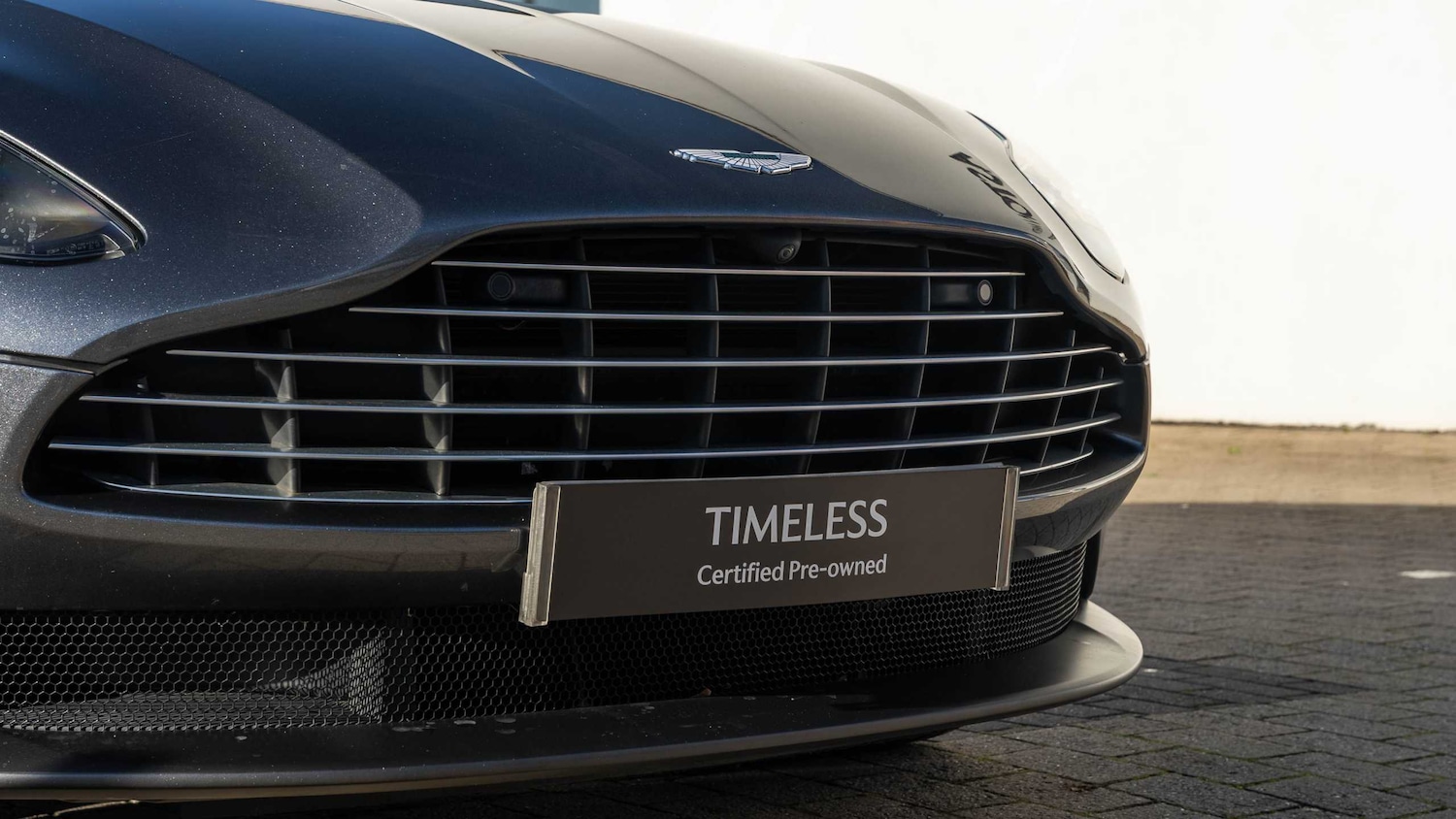 Used Aston Martin DB11 2019 for sale - 76842825: Photo 25