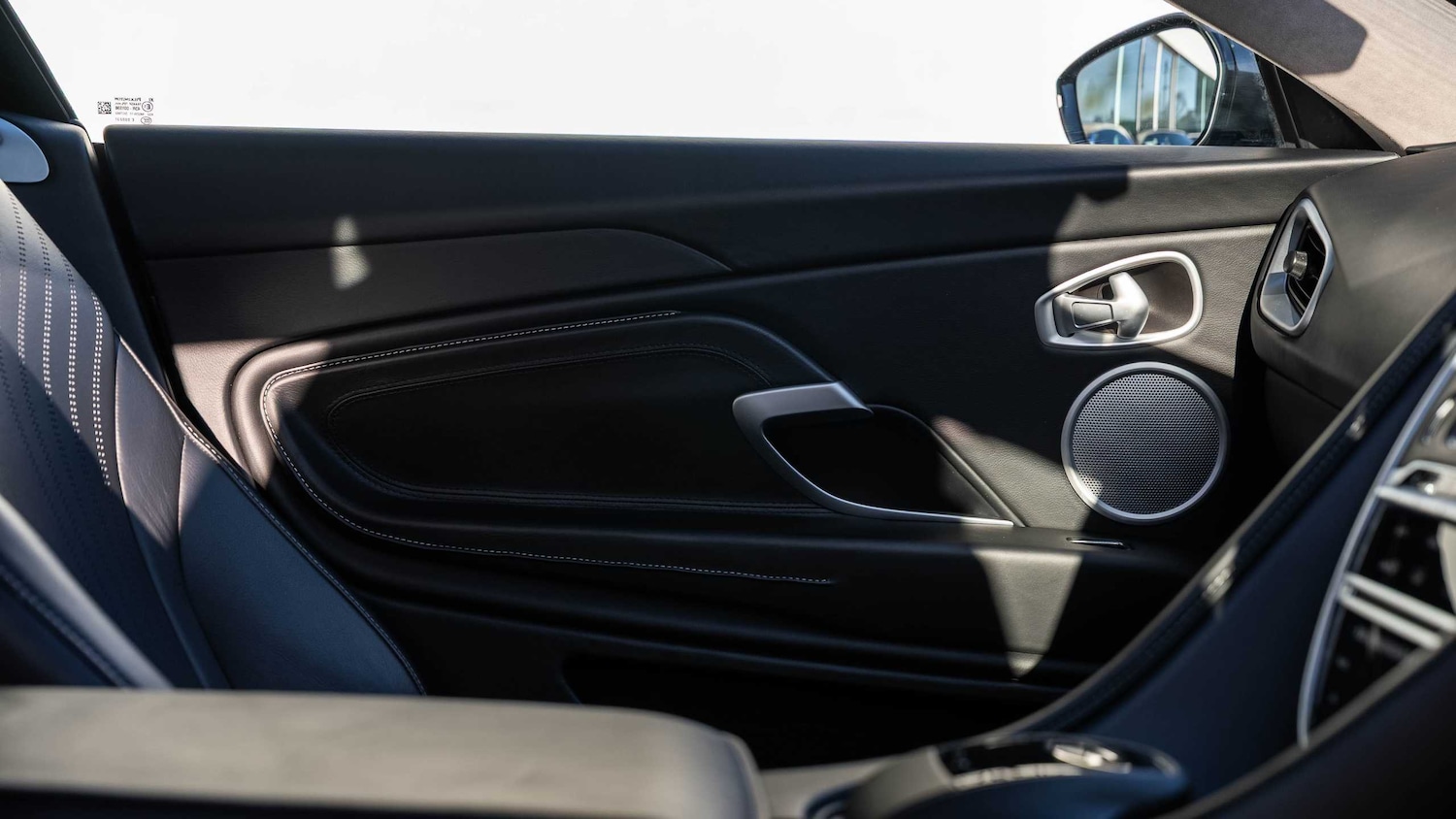 Used Aston Martin DB11 2019 for sale - 76842825: Photo 29