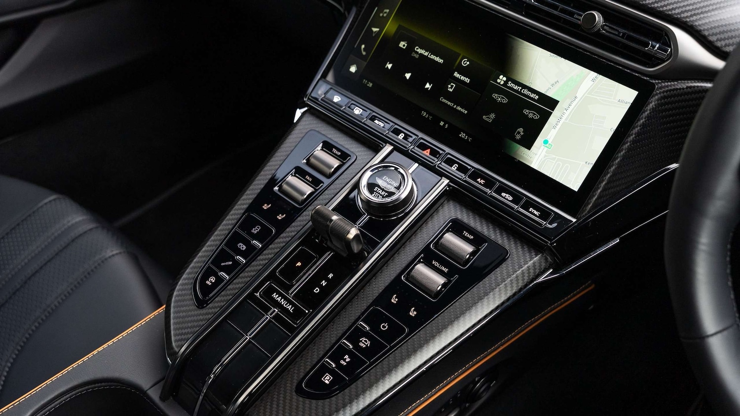 Used Aston Martin Vantage 2025 for sale - 76390607: Photo 10