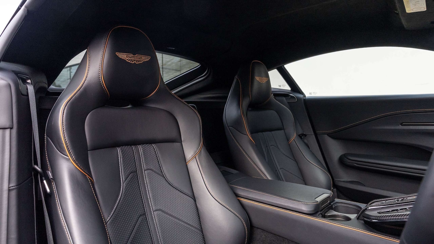 Used Aston Martin Vantage 2025 for sale - 76390607: Photo 12