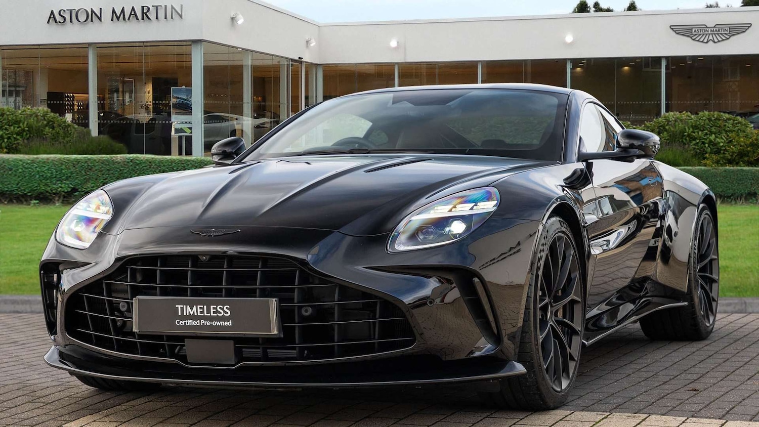 Used Aston Martin Vantage 2025 for sale - 76390607: Photo 15