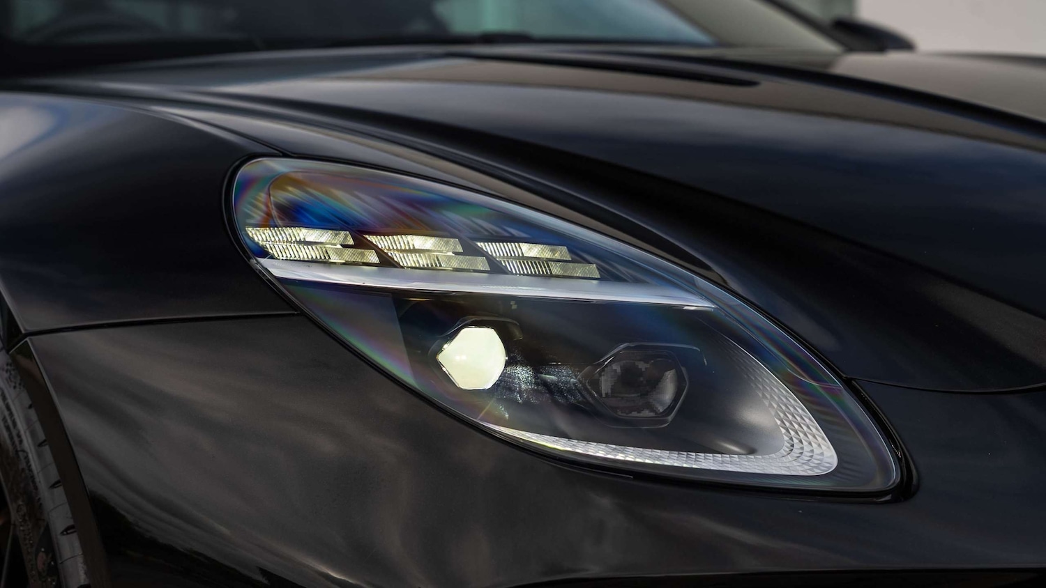 Used Aston Martin Vantage 2025 for sale - 76390607: Photo 17