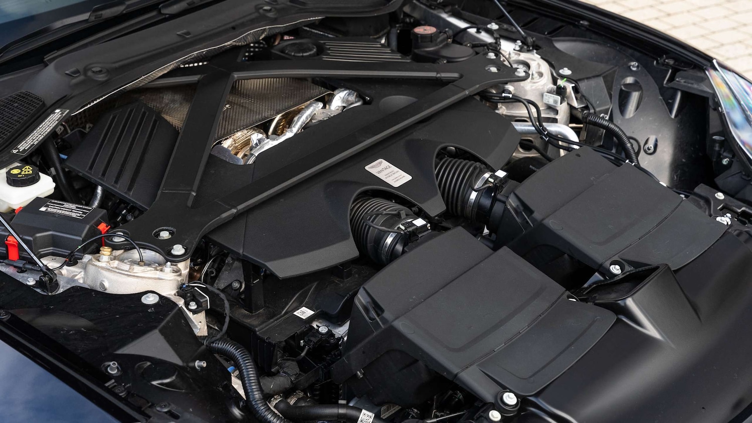 Used Aston Martin Vantage 2025 for sale - 76390607: Photo 30