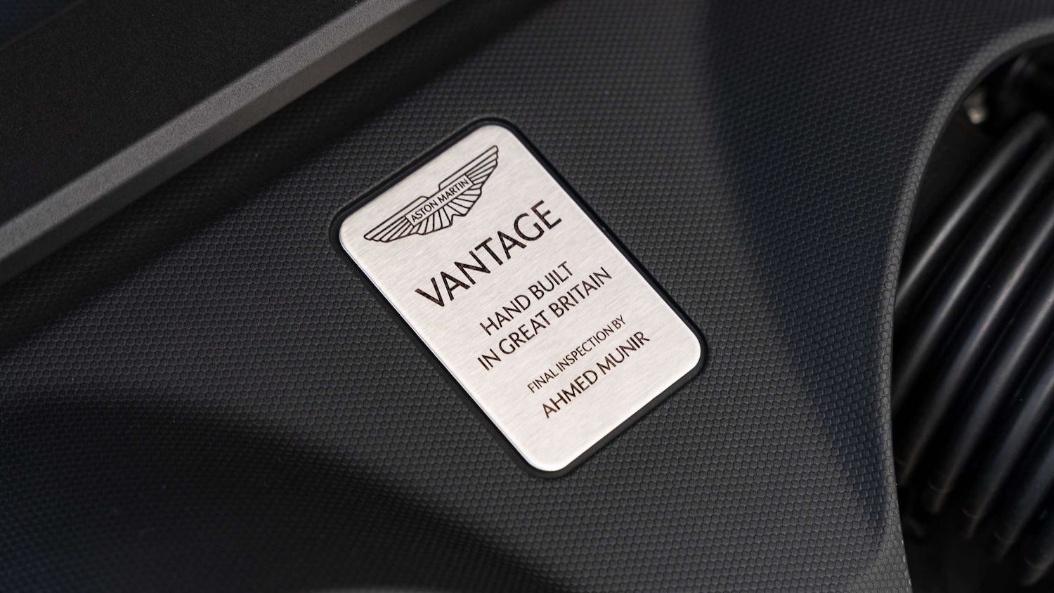 Used Aston Martin Vantage 2025 for sale - 76390607: Photo 31