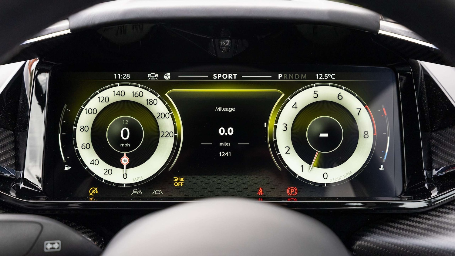 Used Aston Martin Vantage 2025 for sale - 76390607: Photo 6