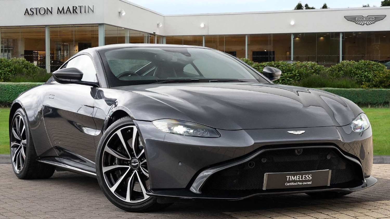 Used Aston Martin Vantage 2019 for sale - 76156078: Photo 1