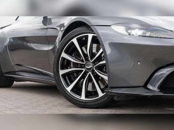 Used Aston Martin Vantage 2019 for sale - 76156078: Photo