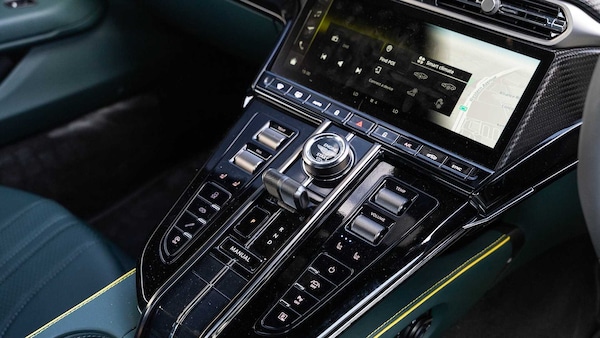Used Aston Martin Vantage 2025 for sale - 75523113: Photo 31