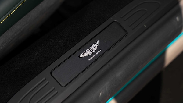 Used Aston Martin Vantage 2025 for sale - 75523113: Photo 34