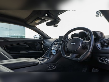 Used Aston Martin DBS 2021 for sale - 76034753: Photo