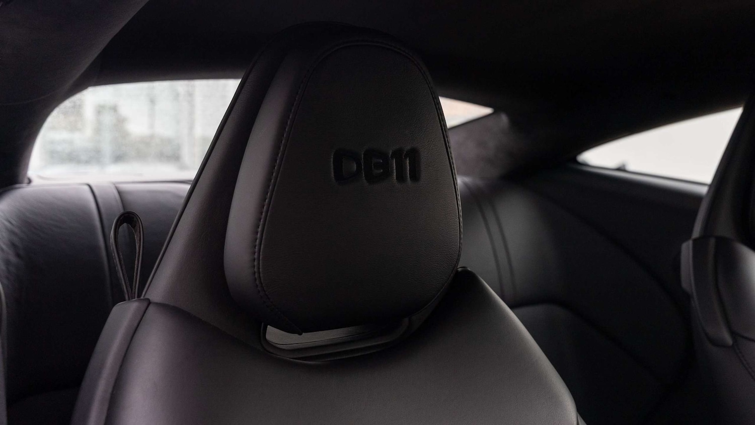 Used Aston Martin DB11 2017 for sale - 76475770: Photo 20