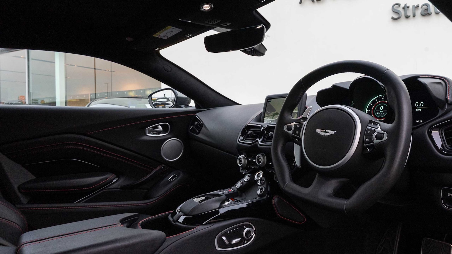 Used Aston Martin Vantage 2019 for sale - 77443536: Photo 3