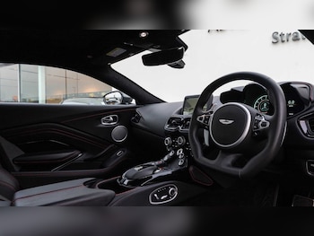 Used Aston Martin Vantage 2019 for sale - 77443536: Photo