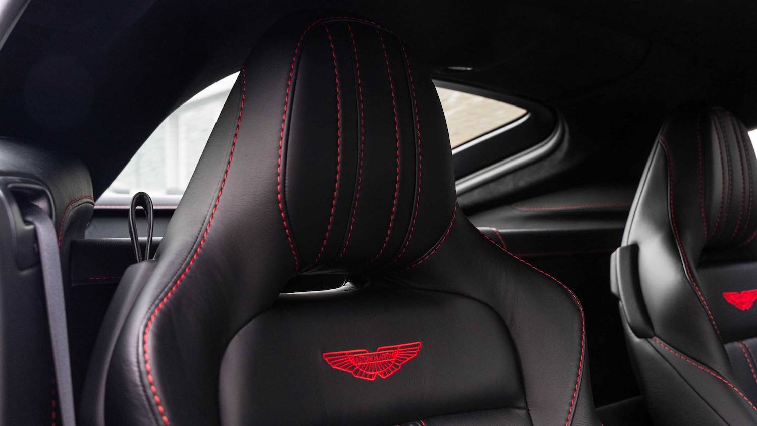 Used Aston Martin Vantage 2019 for sale - 77443536: Photo 5