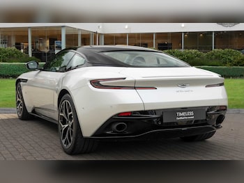 Used Aston Martin DB11 2019 for sale - 75417932: Photo