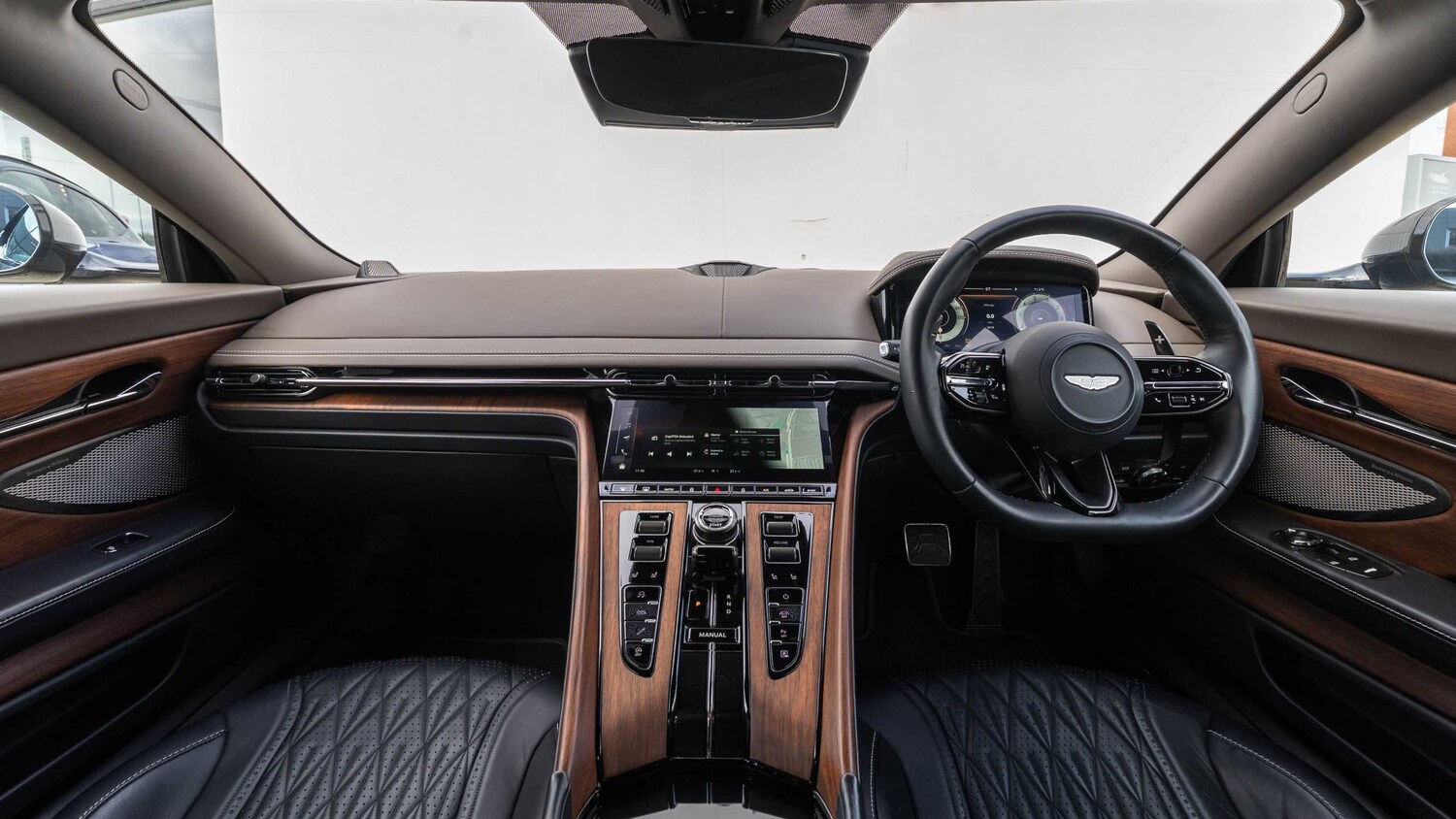 Used Aston Martin V8 2023 for sale - 77540704: Photo 11