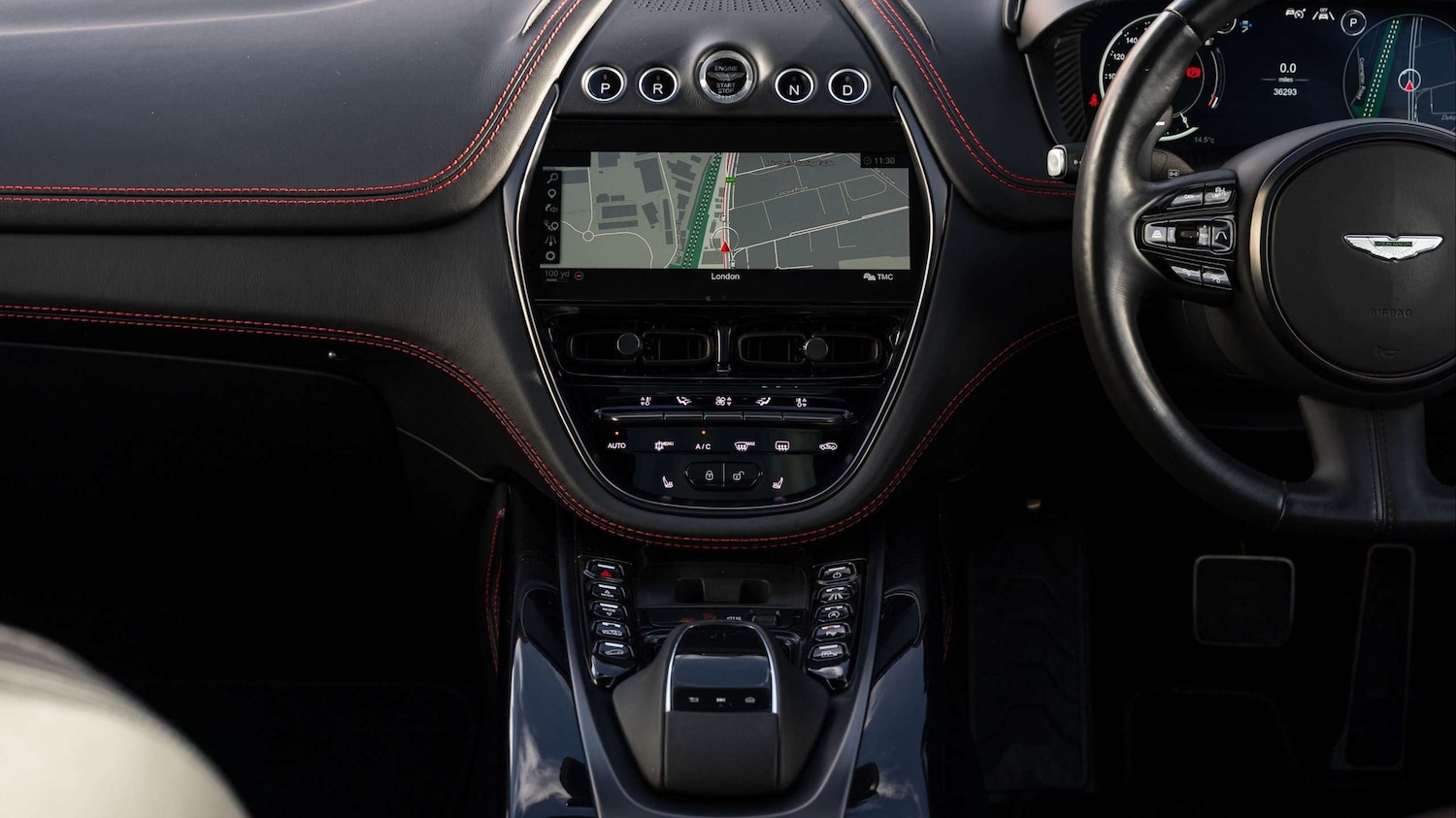 Used Aston Martin DBX 2021 for sale - 77000239: Photo 10