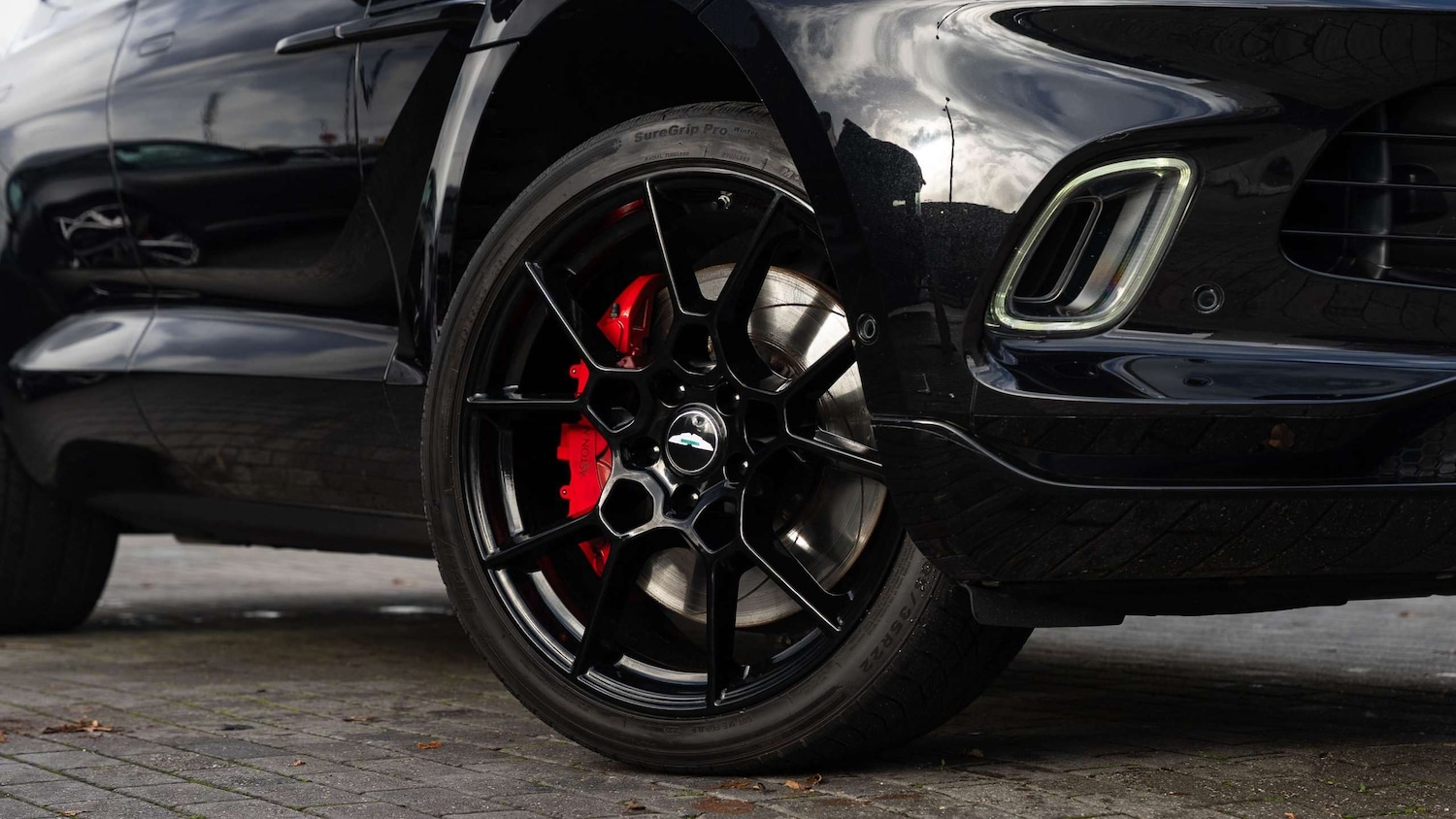 Used Aston Martin DBX 2021 for sale - 77000239: Photo 4