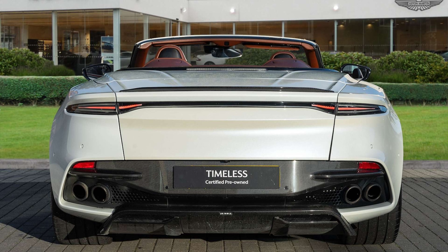 Used Aston Martin DBS 2019 for sale - 76218375: Photo 13