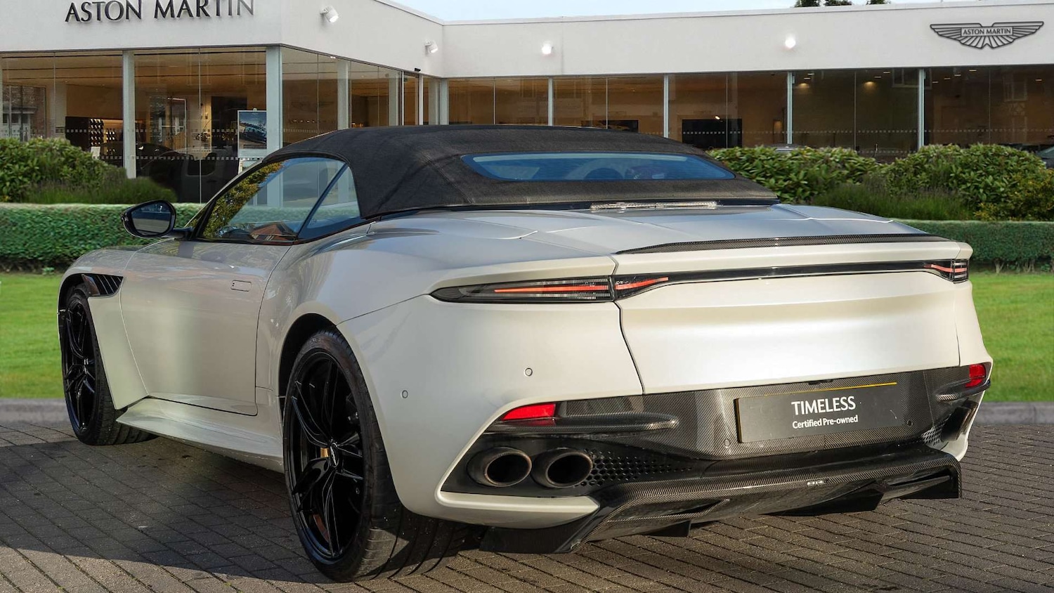 Used Aston Martin DBS 2019 for sale - 76218375: Photo 20