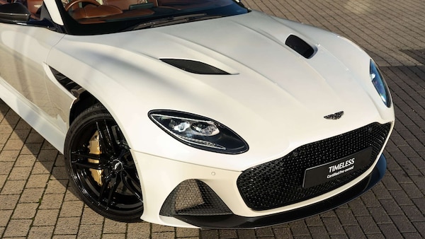 Used Aston Martin DBS 2019 for sale - 76218375: Photo 21