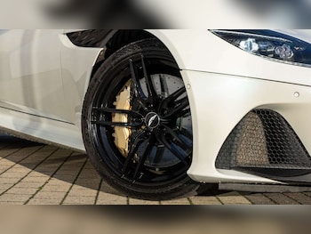 Used Aston Martin DBS 2019 for sale - 76218375: Photo
