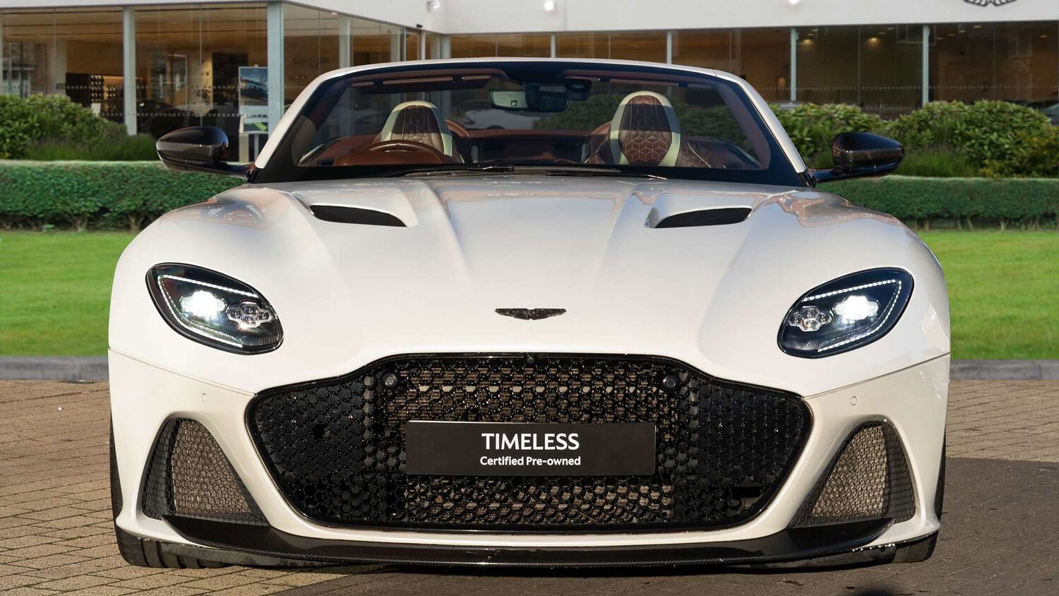 Used Aston Martin DBS 2019 for sale - 76218375: Photo 7