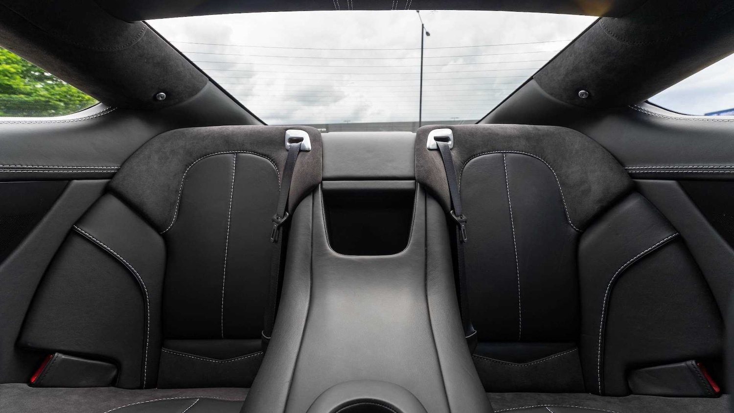 Used Aston Martin Vanquish 2013 for sale - 76351577: Photo 23