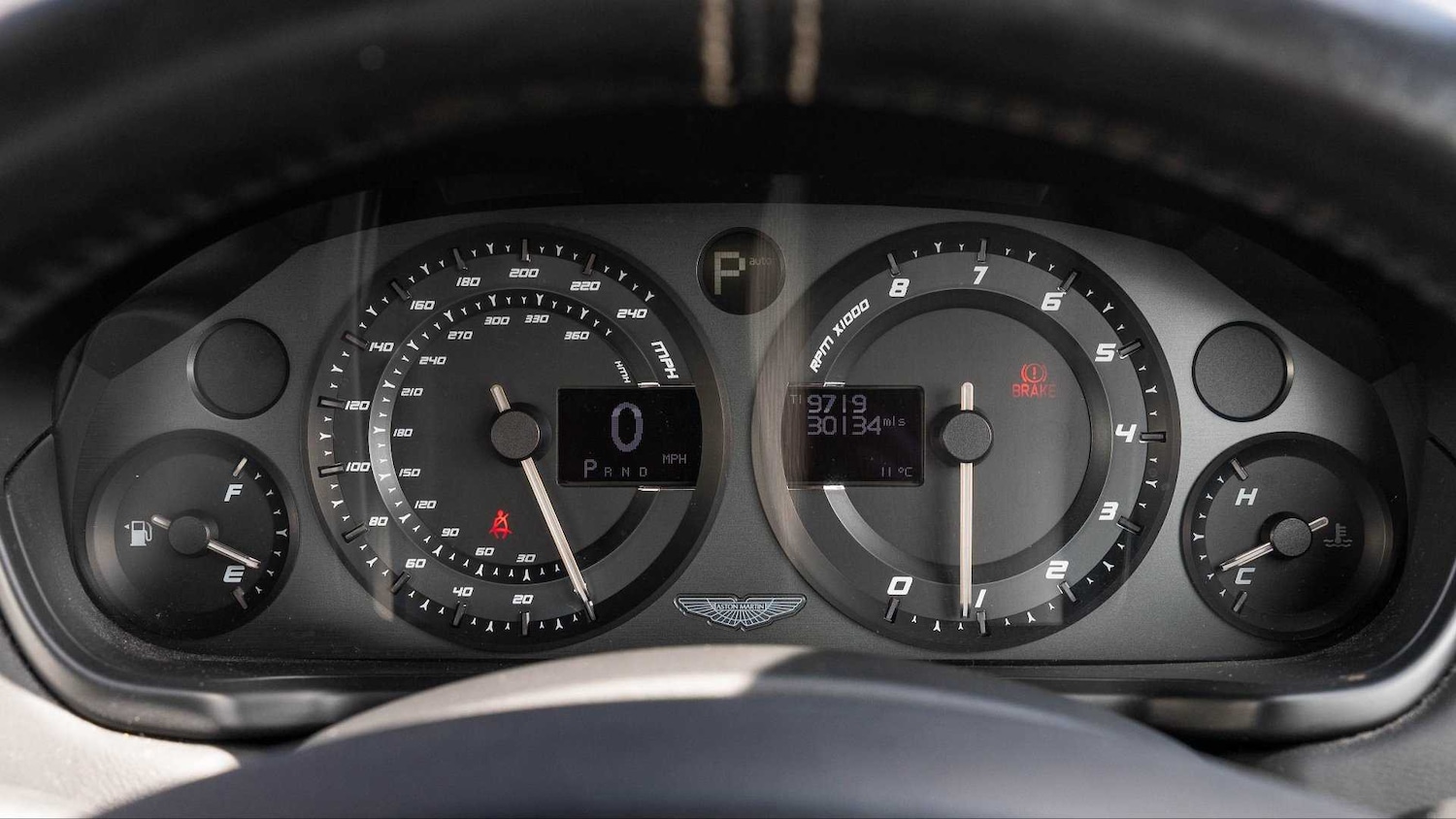 Used Aston Martin Vanquish 2013 for sale - 76351577: Photo 6