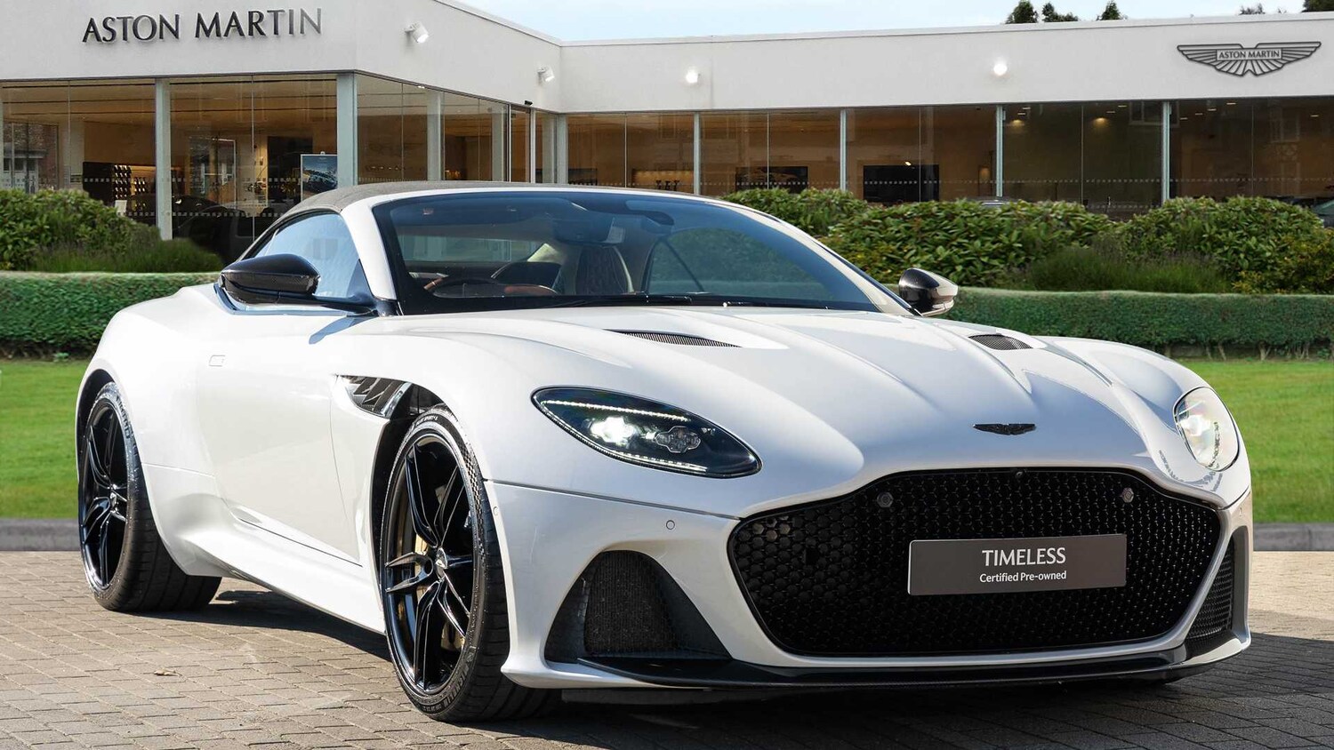 Used Aston Martin DBS 2019 for sale - 78010326: Photo 15