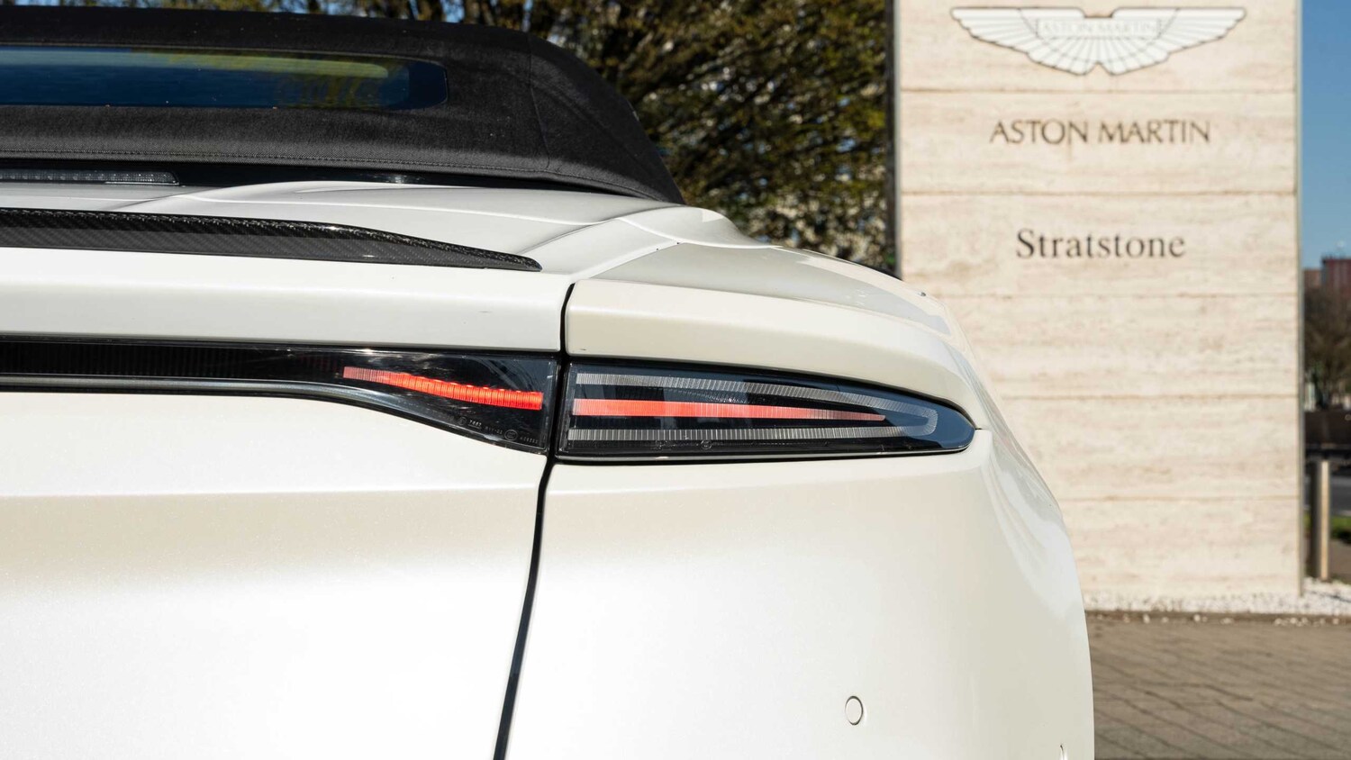 Used Aston Martin DBS 2019 for sale - 78010326: Photo 23