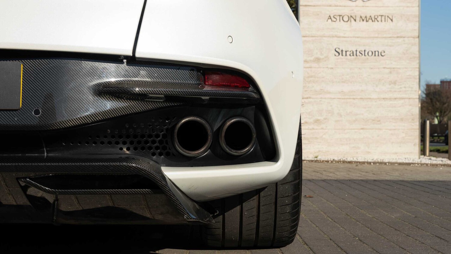 Used Aston Martin DBS 2019 for sale - 78010326: Photo 27