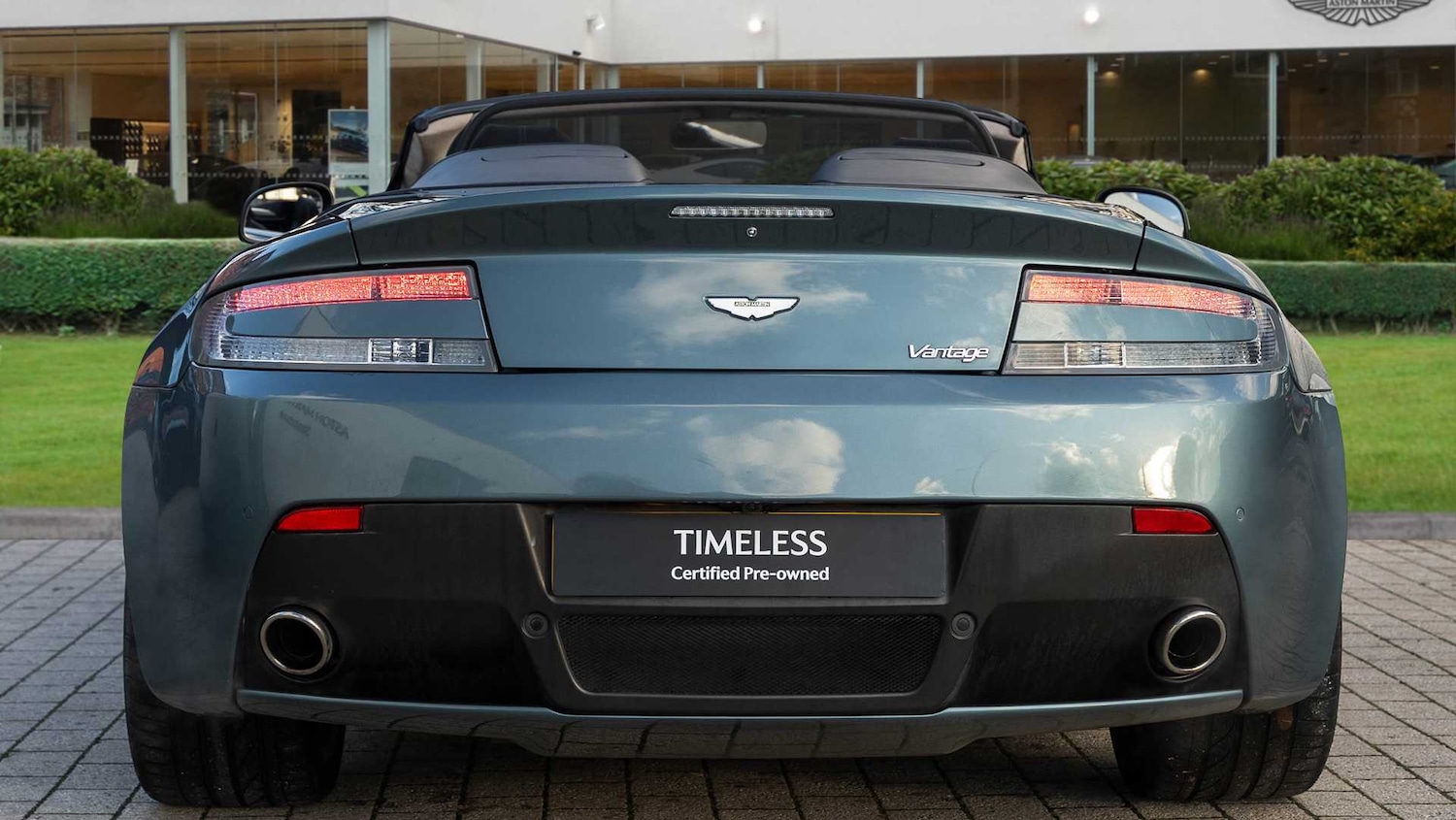 Used Aston Martin Vantage 2015 for sale - 76843019: Photo 16