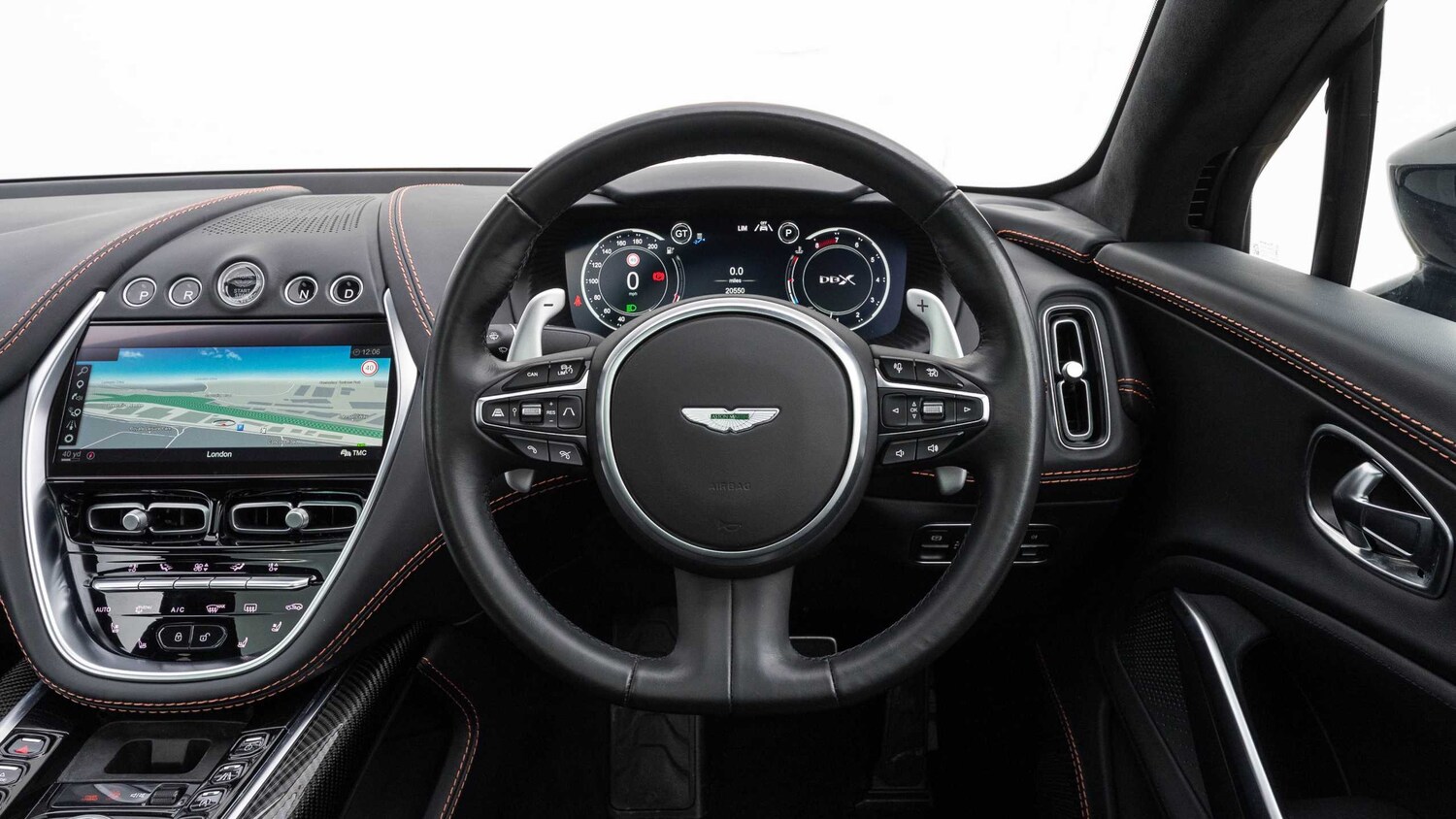 Used Aston Martin DBX 2023 for sale - 77540671: Photo 12