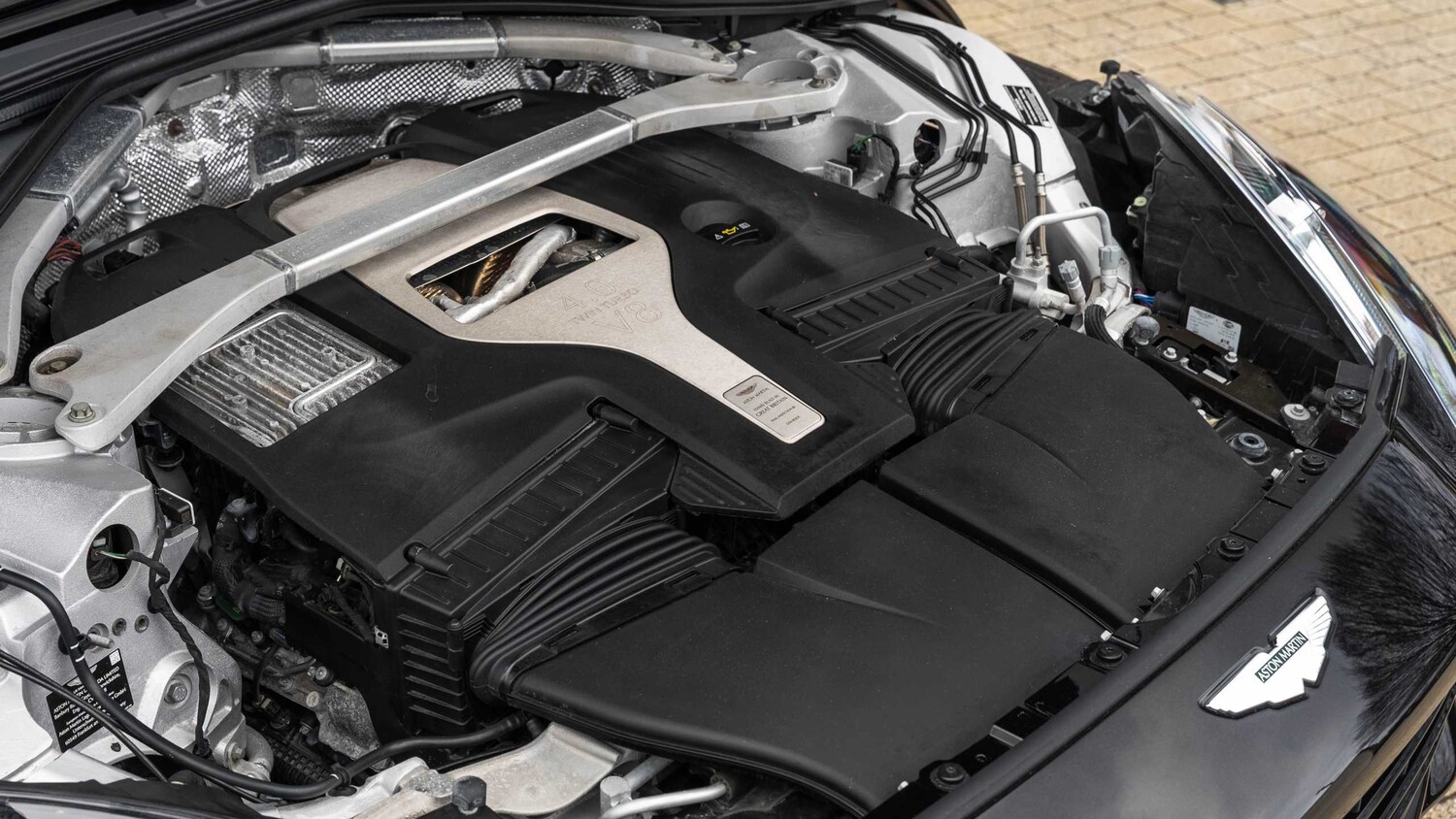 Used Aston Martin DBX 2023 for sale - 77540671: Photo 29