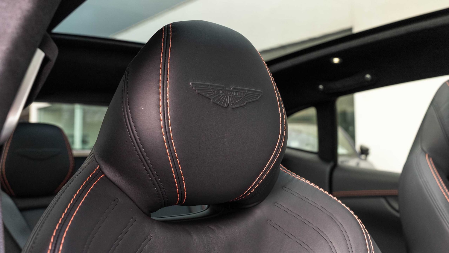 Used Aston Martin DBX 2023 for sale - 77540671: Photo 5