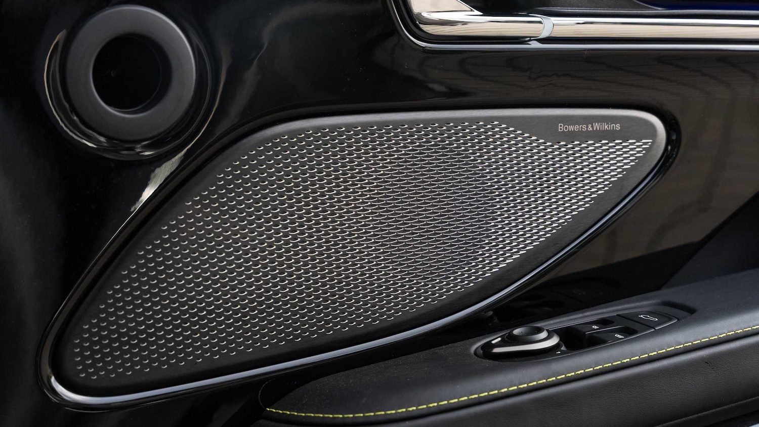 Used Aston Martin V8 2025 for sale - 78173460: Photo 24