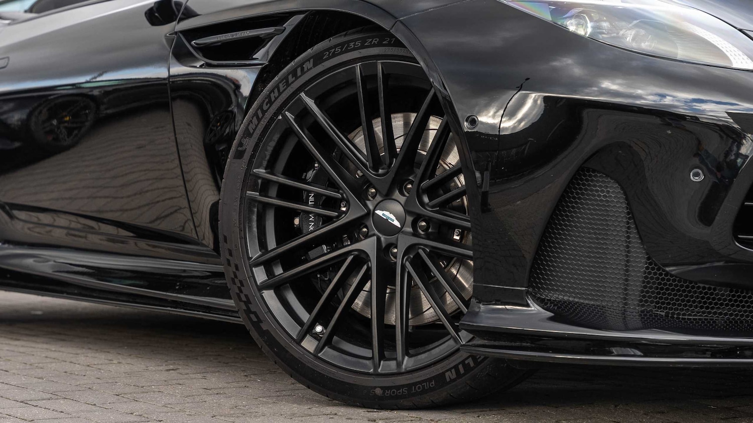 Used Aston Martin V8 2025 for sale - 78173460: Photo 4