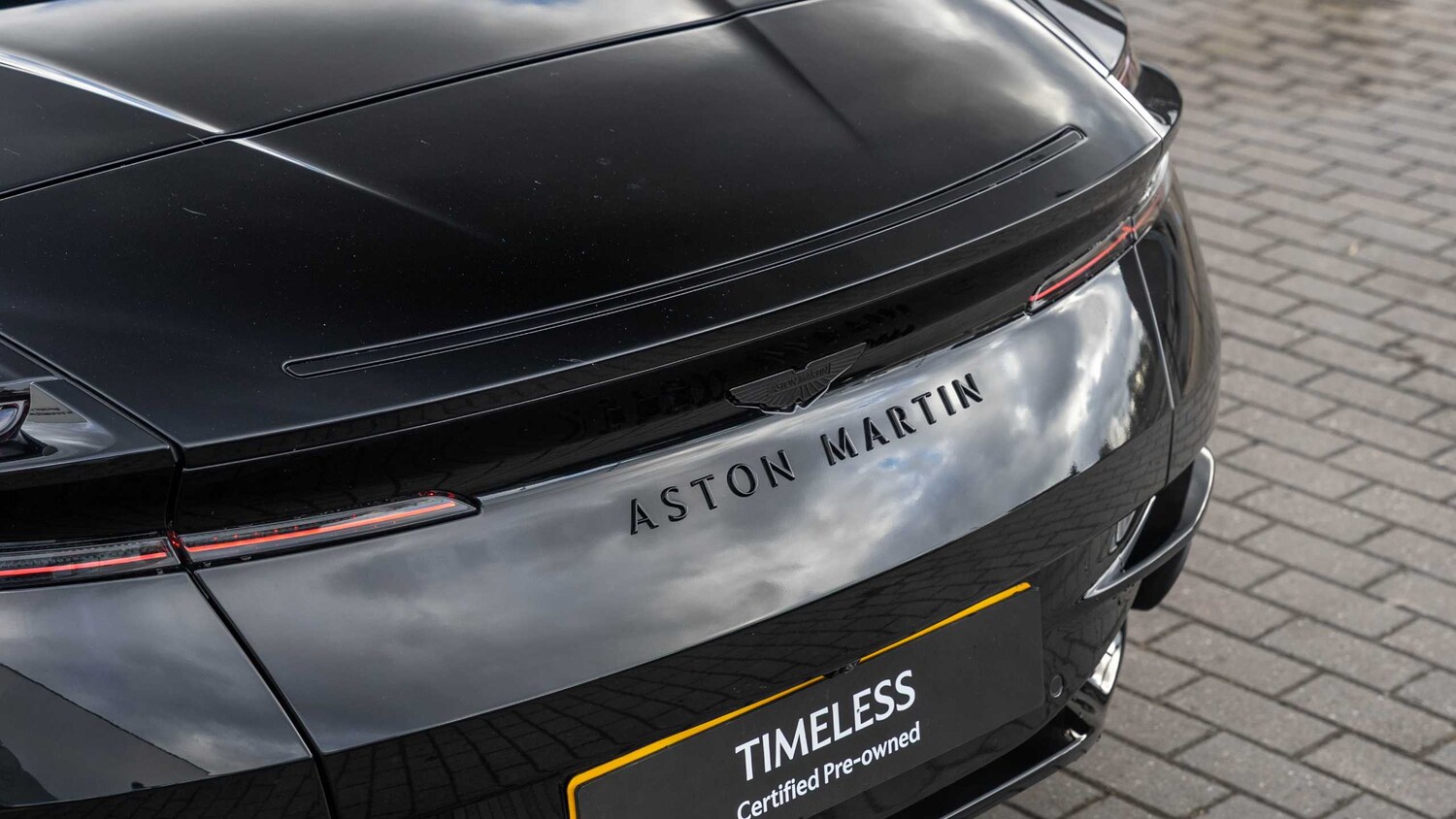 Used Aston Martin V8 2025 for sale - 78173460: Photo 8