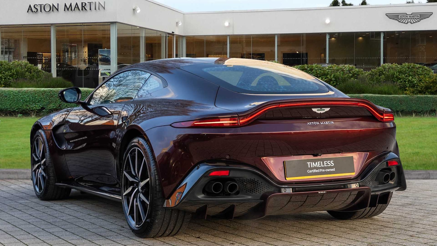 Used Aston Martin Vantage 2019 for sale - 77083144: Photo 15
