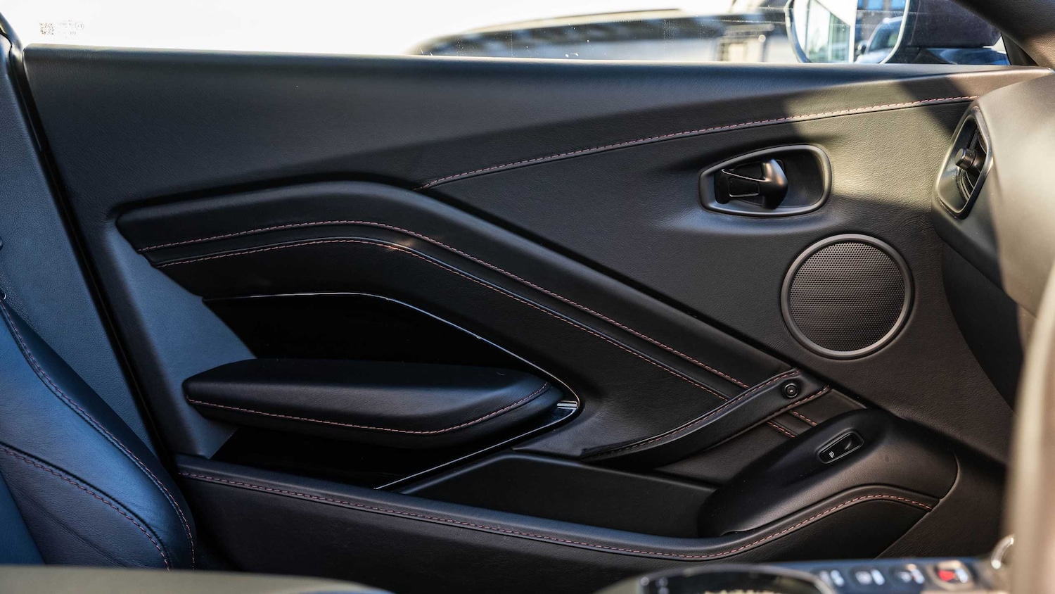 Used Aston Martin Vantage 2019 for sale - 77083144: Photo 22