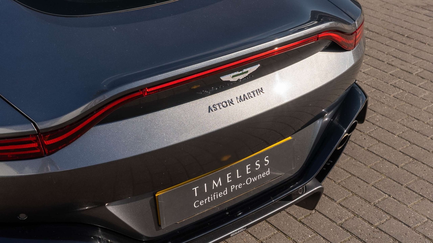 Used Aston Martin Vantage 2019 for sale - 76141680: Photo 8