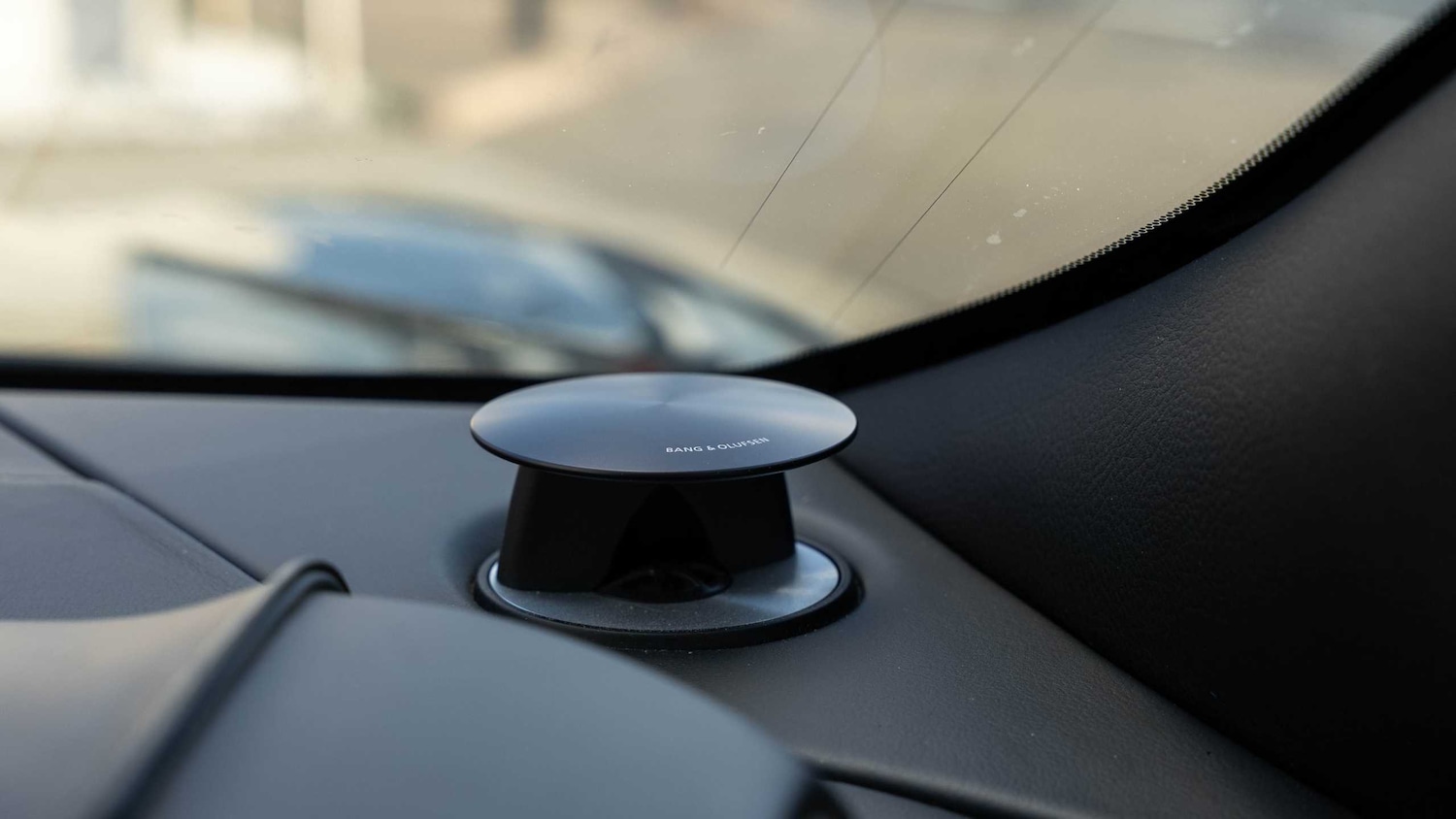 Used Aston Martin DBS 2020 for sale - 77061132: Photo 23